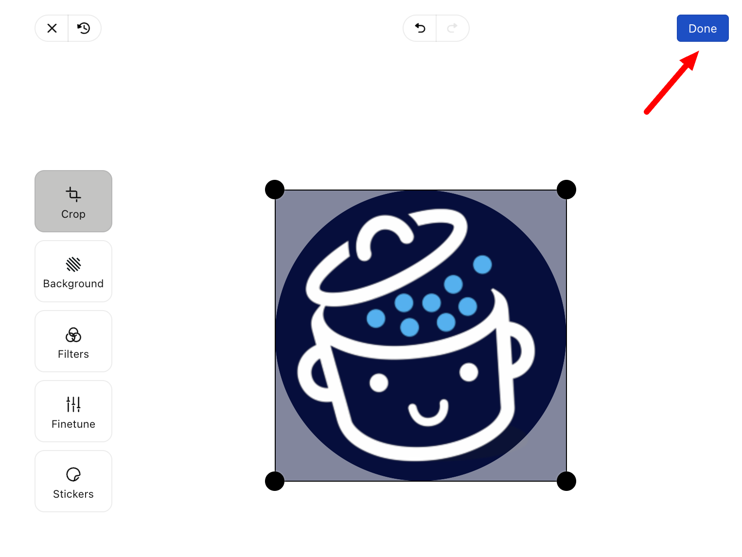 Screenshot of the avatar editor in Gravatar, with a red arrow pointing to the "Done" button.