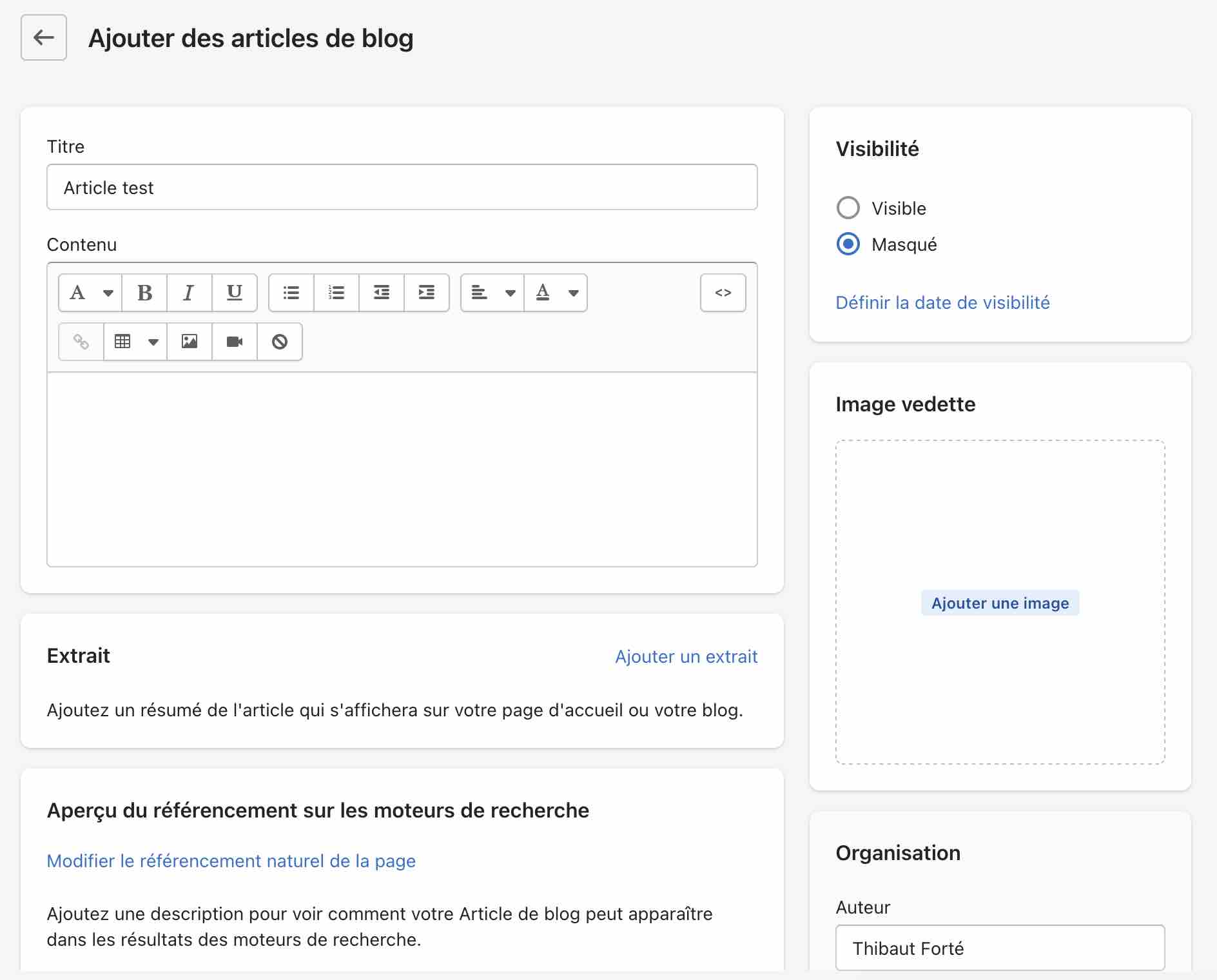 Shopify embarque un moteur de blog intégré.