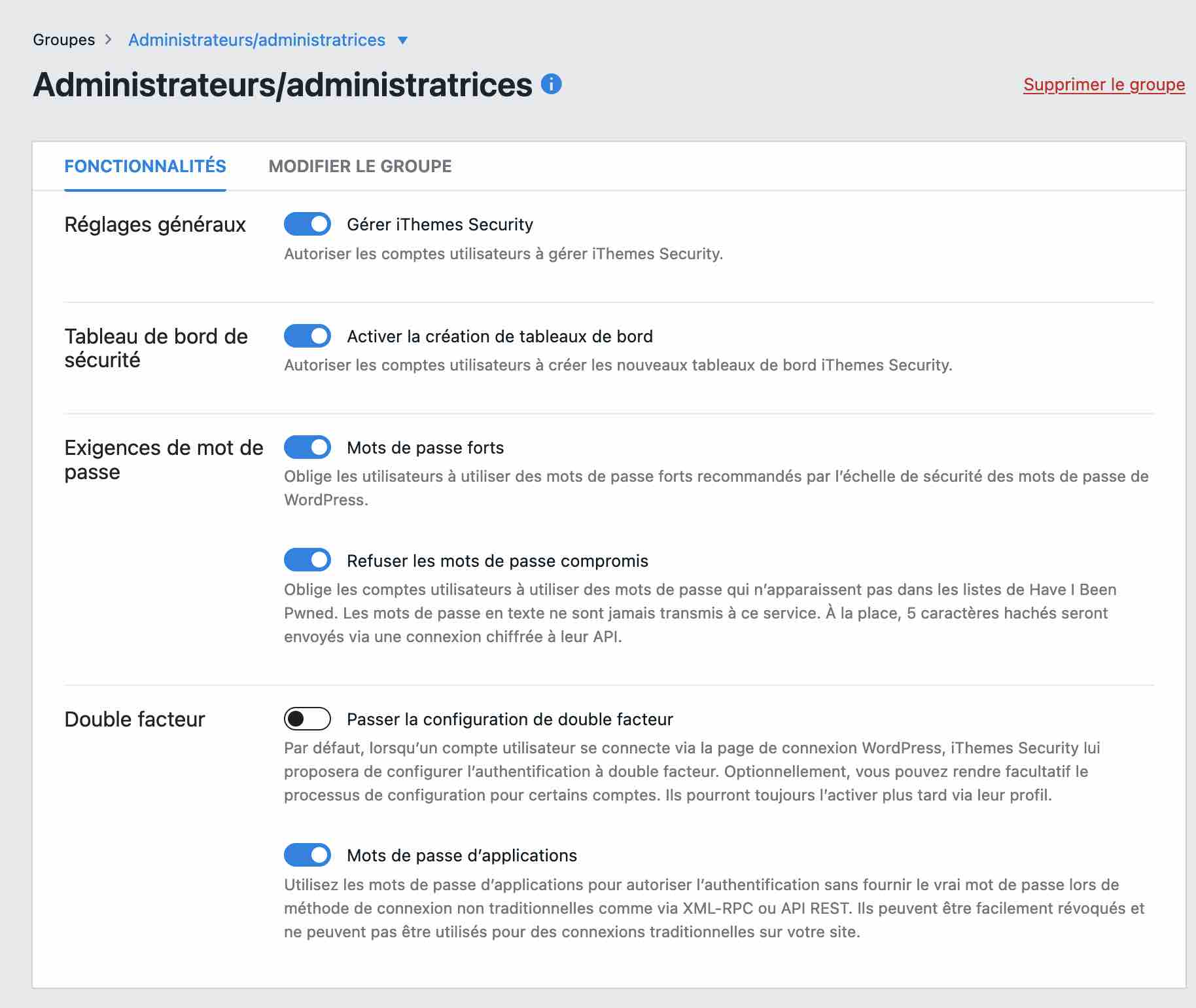 iThemes Security propose des règles de sécurité en fonction des rôles utilisateurs.