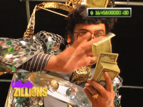 Un homme lance des billets.