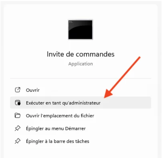 Exécuter l'invite de commandes en tant qu'administrateur sur Windows.