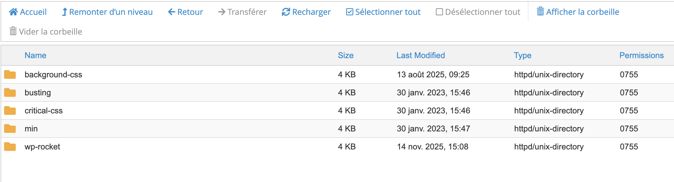 Contenu du dossier wp-content/cache dans le gestionnaire de fichiers de cPanel.