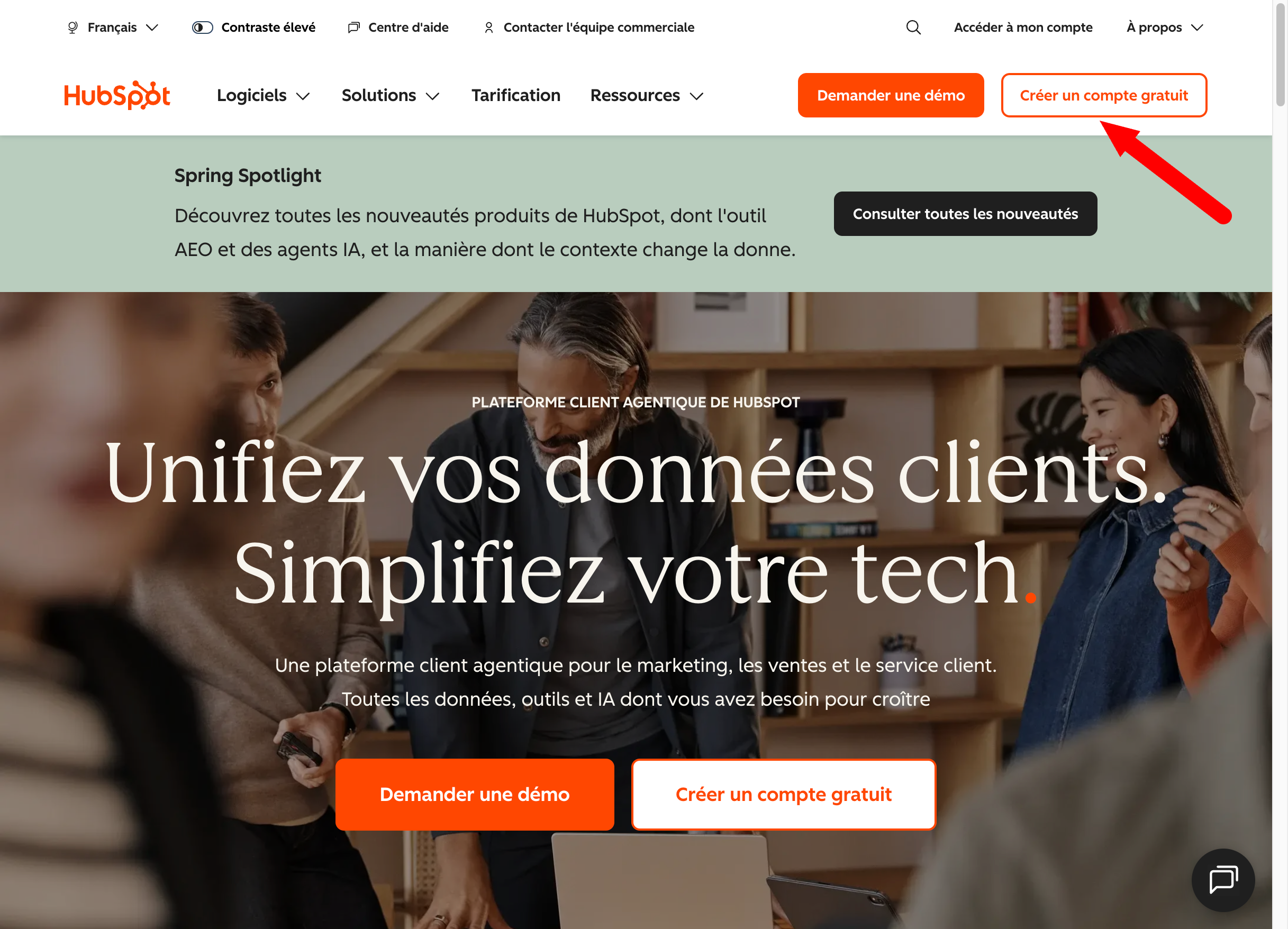 Création d'un compte gratuit sur HubSpot.